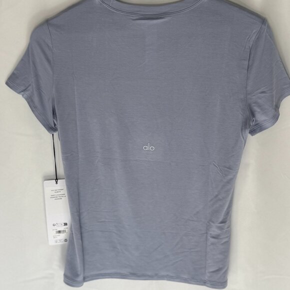 Alo All Day Short Sleeve Winter Frost - Picture 4 of 5